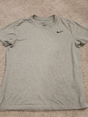 Nike Men’s Short Sleeve Dri-FIT Crew Tee - Light Gray with Black Swoosh